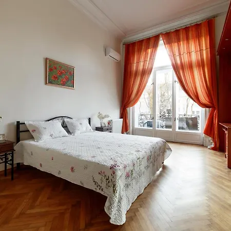 Grand Ii * Lviv